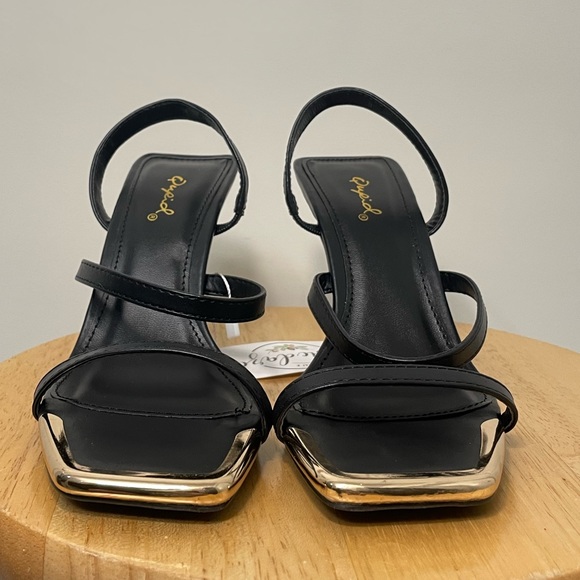 Qupid Black Kitten Heel - Picture 3 of 6